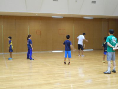 新潟県刈羽村でワンウォールハンドボール講習会を実施